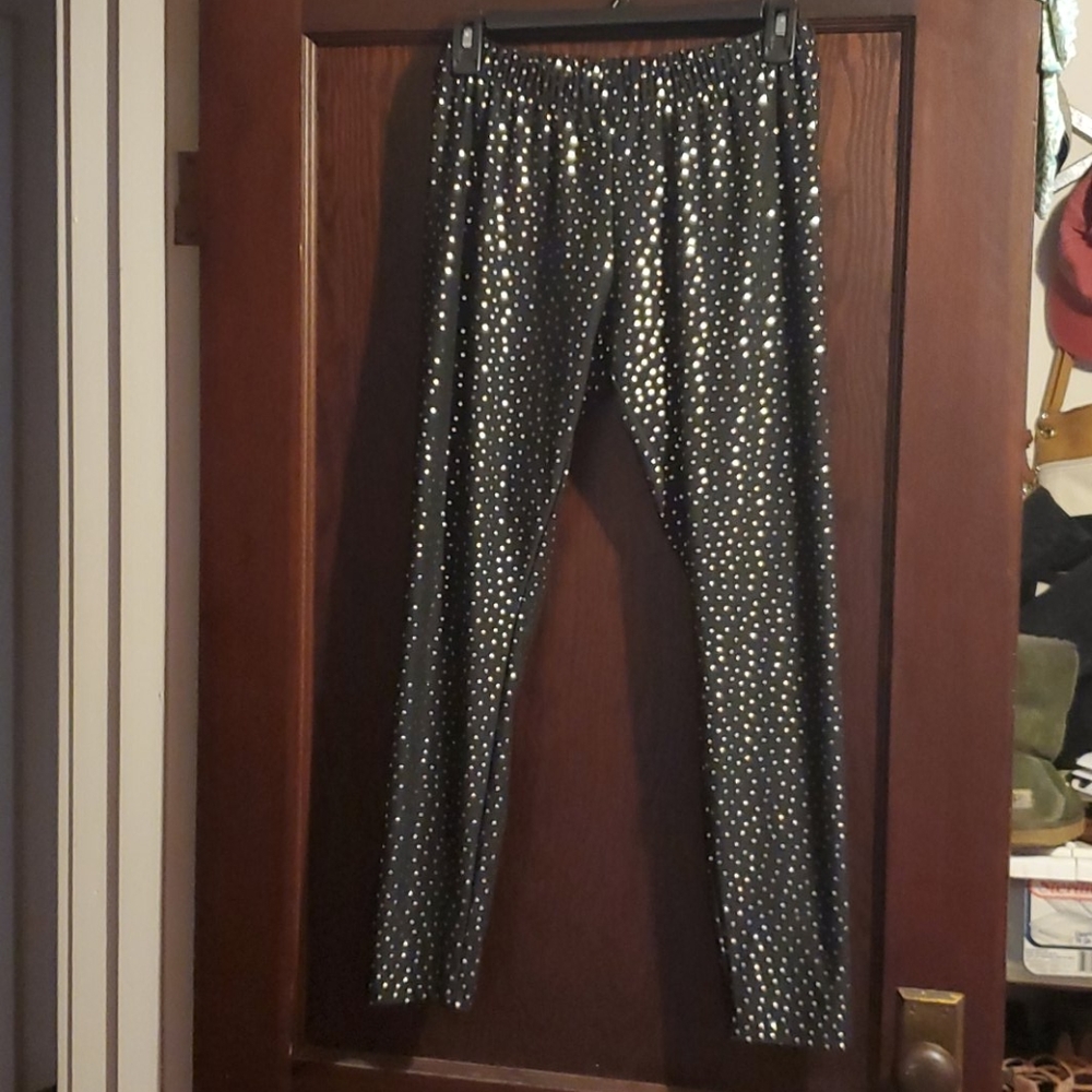 Apt. 9 leggings Black with gold dots Medium NWT